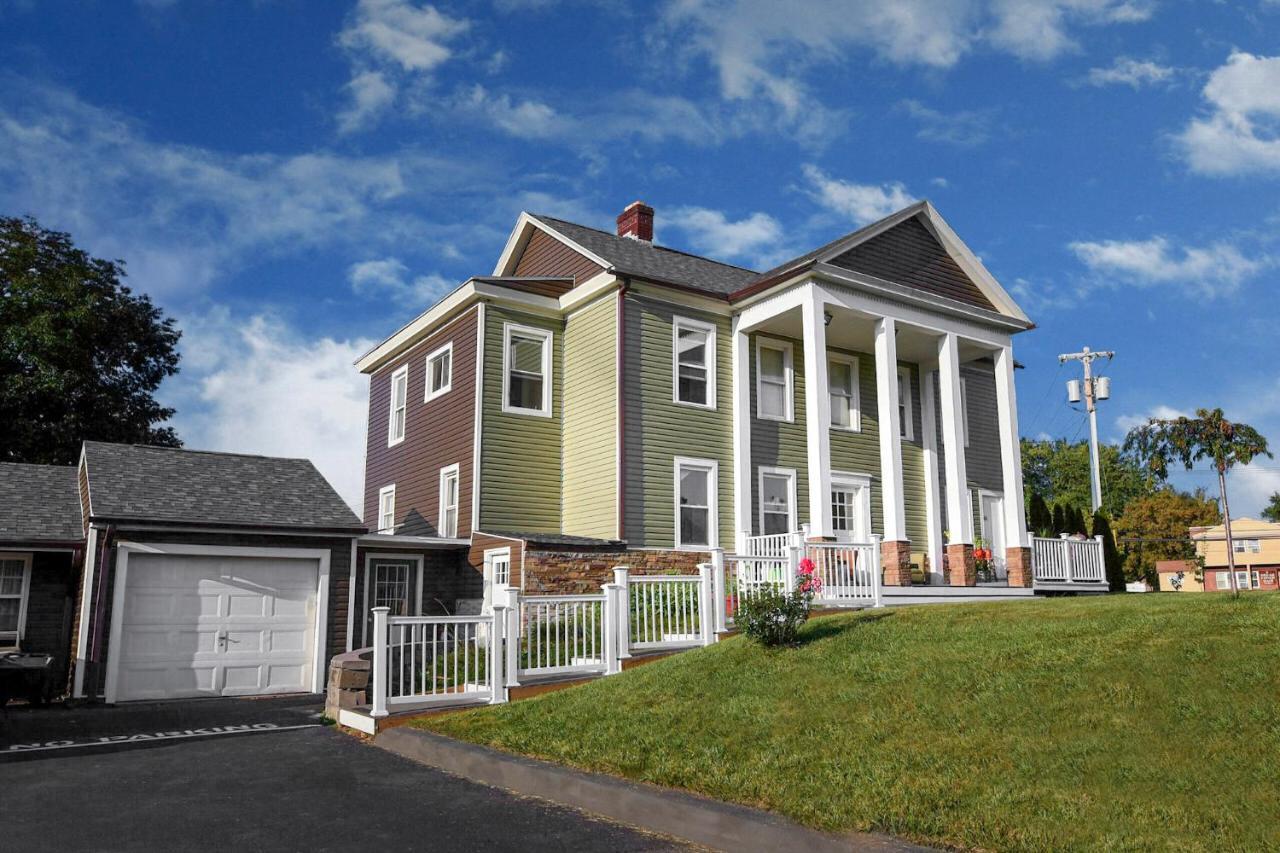 Rensselaer Capital Inn And Suites المظهر الخارجي الصورة