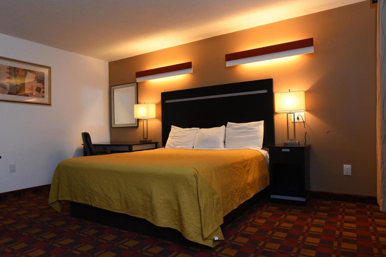 Rensselaer Capital Inn And Suites المظهر الخارجي الصورة